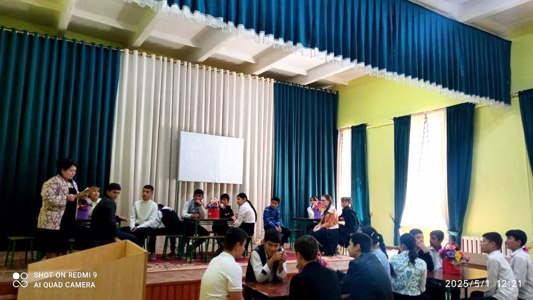 Xonqa tuman 2-son umum ta'lim maktabida " yoshlar haftaligi" doirasida zakovat o'yinlari bo'lib o'tdi.
