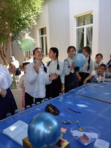 Xorazm viloyati Xonqa tumani 2-umum ta'lim maktabining 8-D sinf o'quvchilari bilan  guruhiy tarzda suhbatlar va motivatsion trening mashg'ulotlari o'tkazildi.